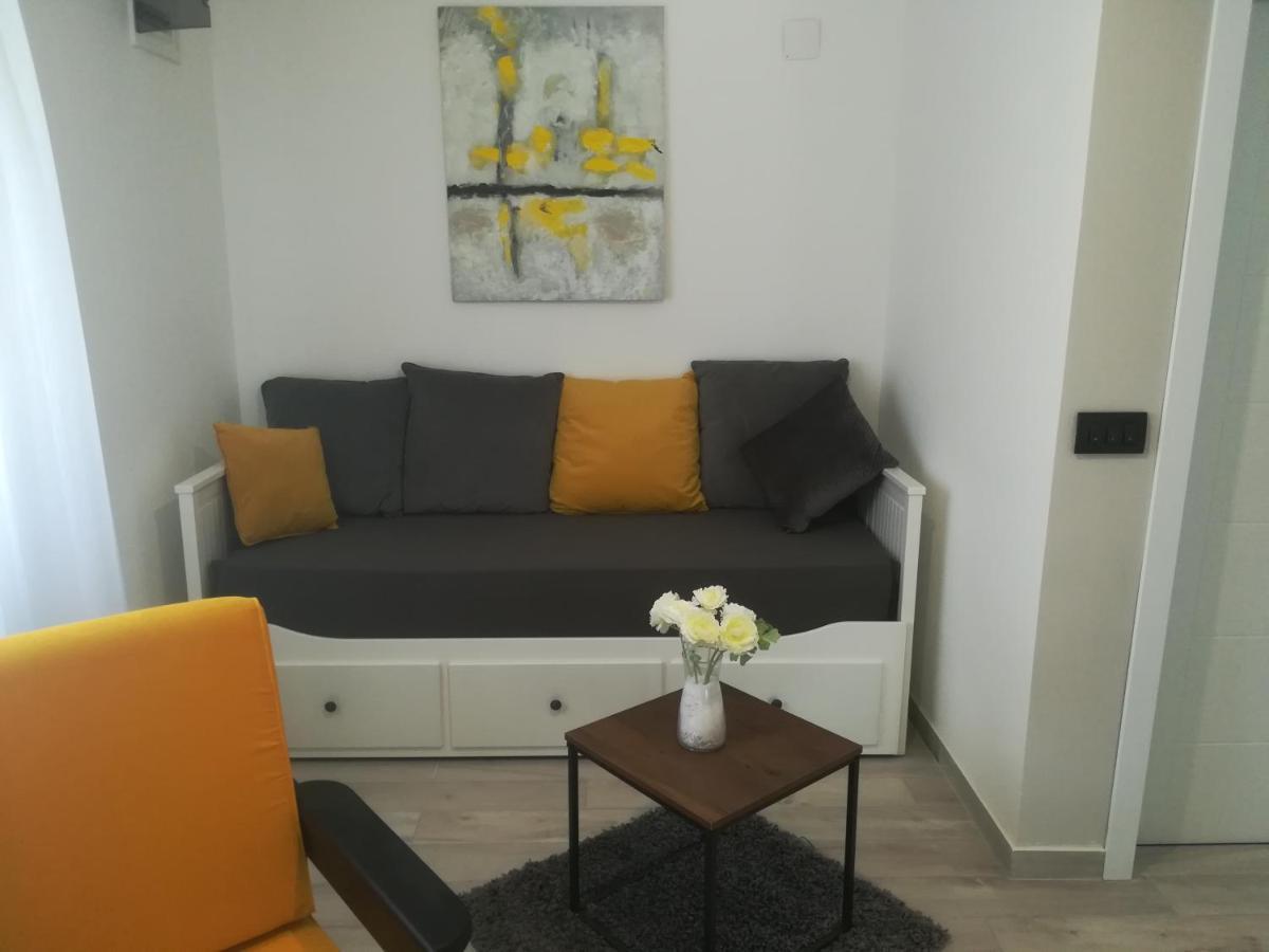 Apartmani Hermes יאדריה מראה חיצוני תמונה