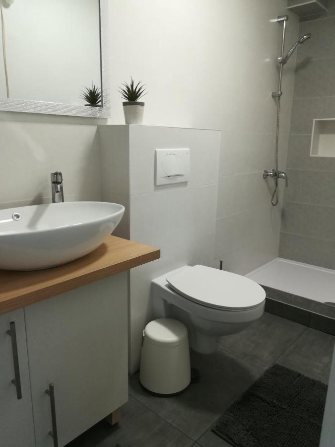 Apartmani Hermes יאדריה מראה חיצוני תמונה