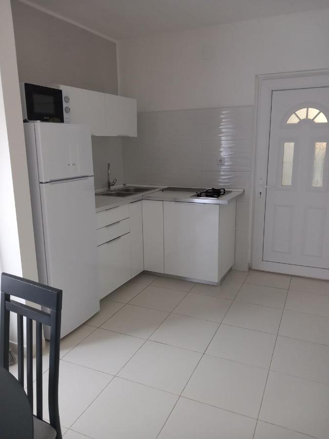 Apartmani Hermes יאדריה מראה חיצוני תמונה