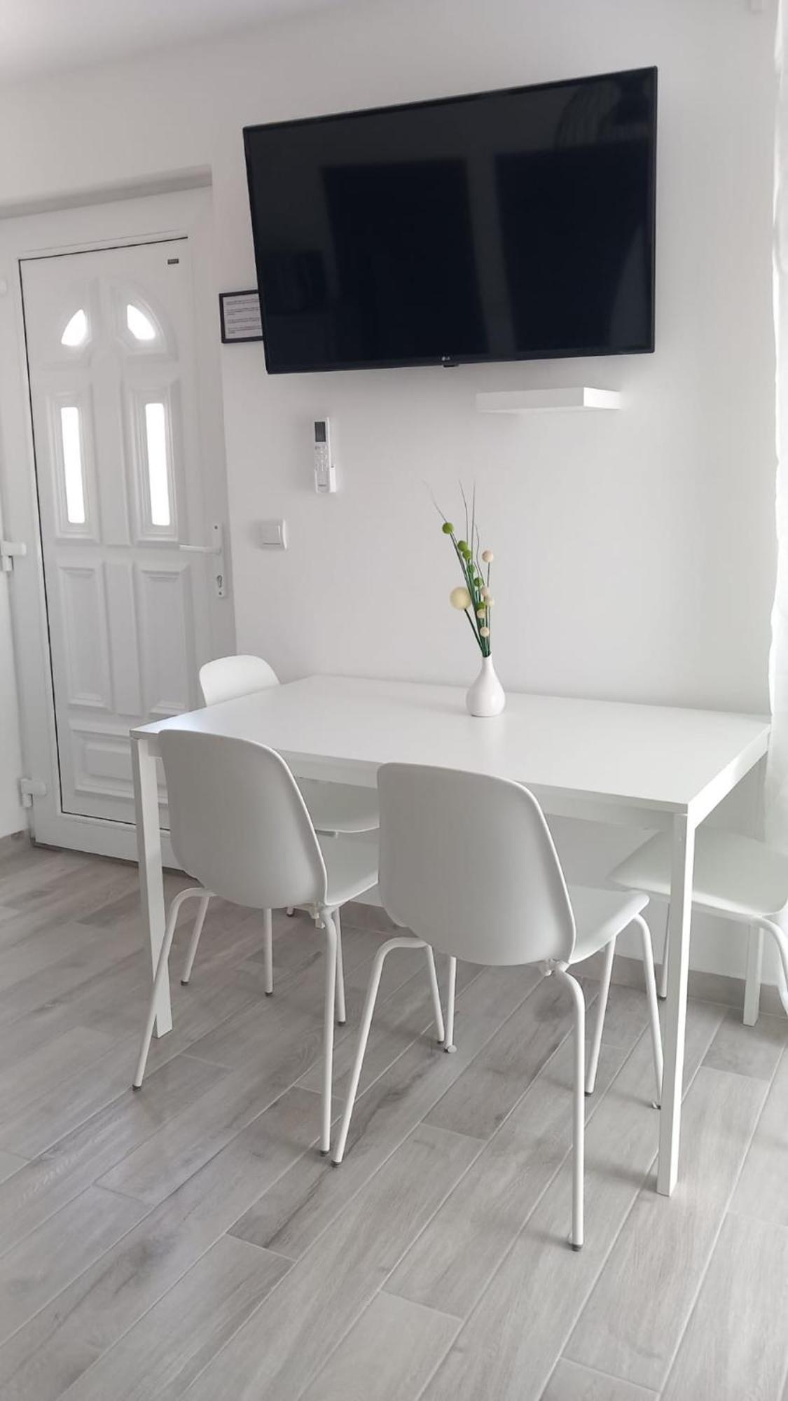 Apartmani Hermes יאדריה מראה חיצוני תמונה