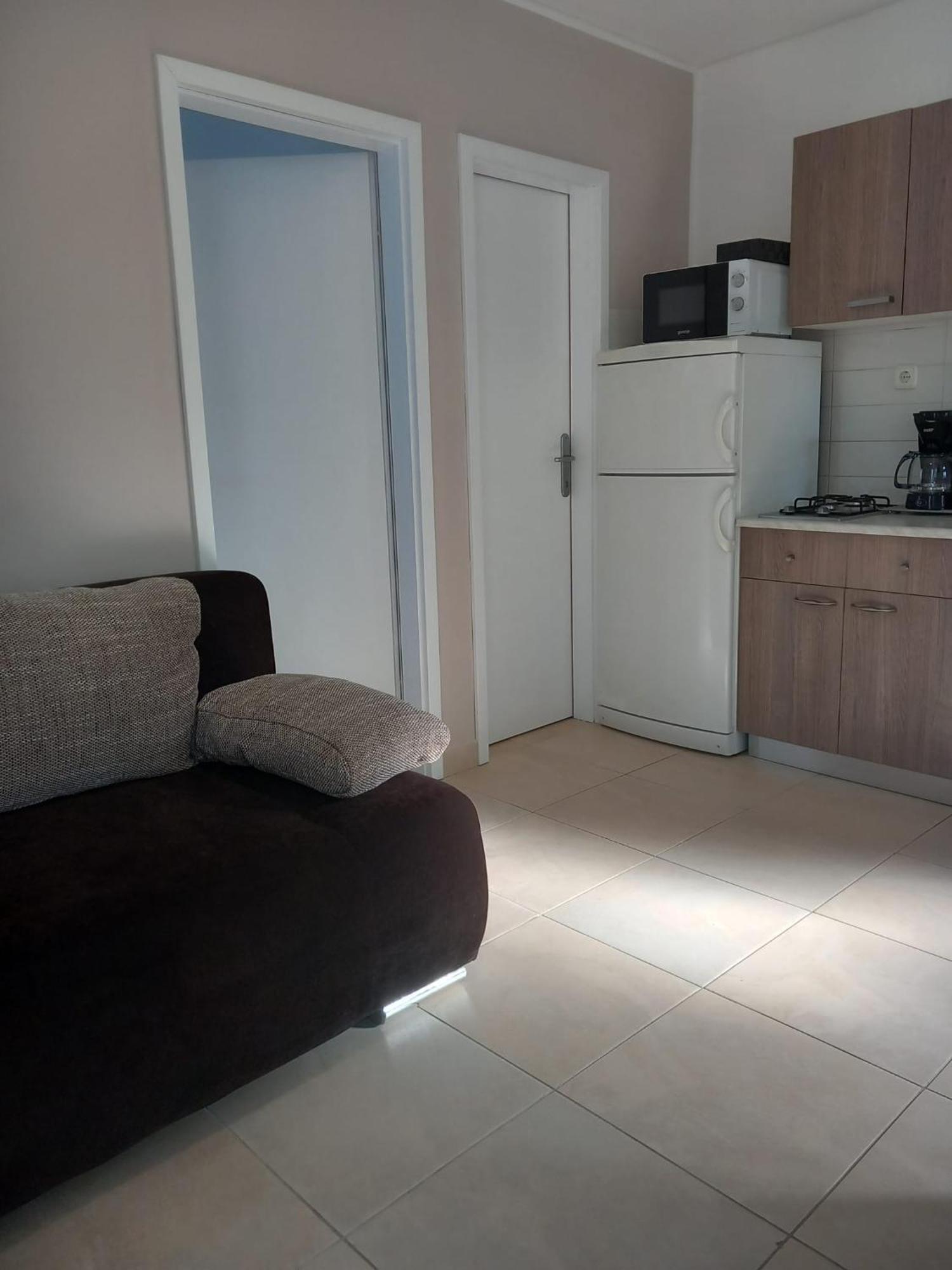 Apartmani Hermes יאדריה מראה חיצוני תמונה