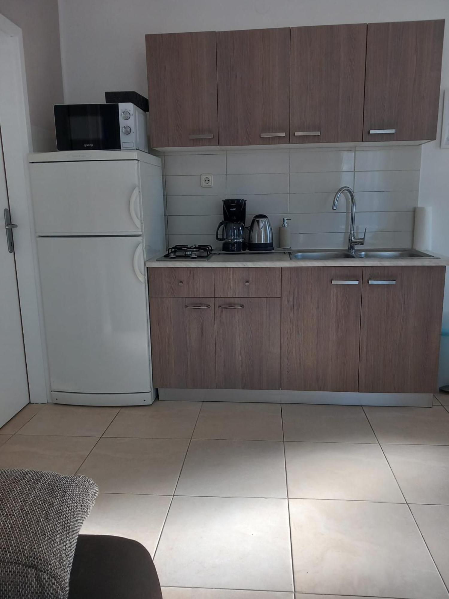 Apartmani Hermes יאדריה מראה חיצוני תמונה
